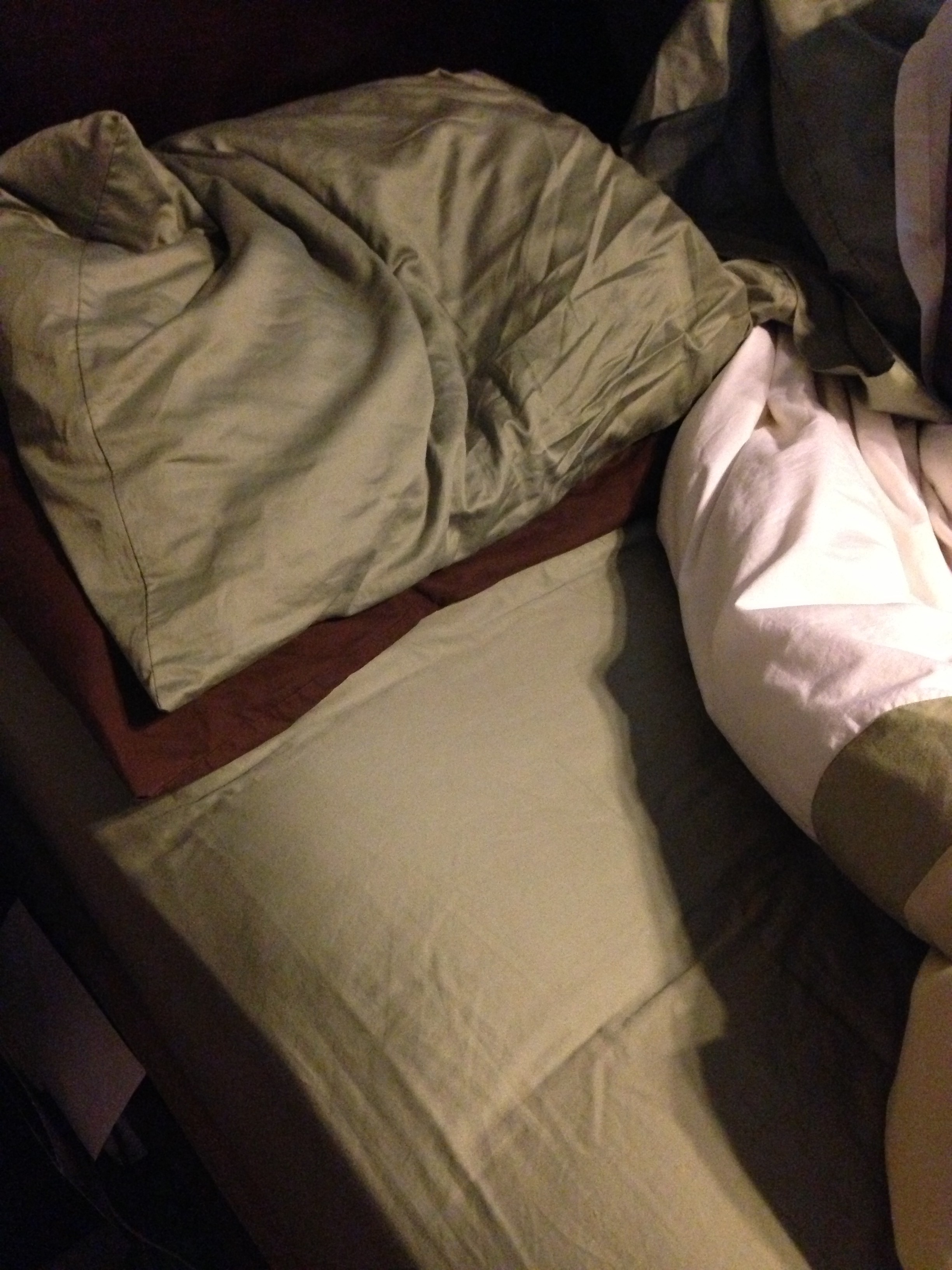 bed sleep awake tired exhausted crohns colitis ostomy blog stephanie hughes stolen colon
